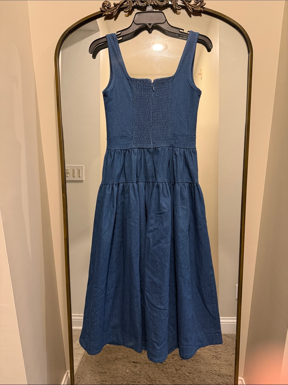 Moon River Denim Blue Maxi Dress - Picture 5 of 9